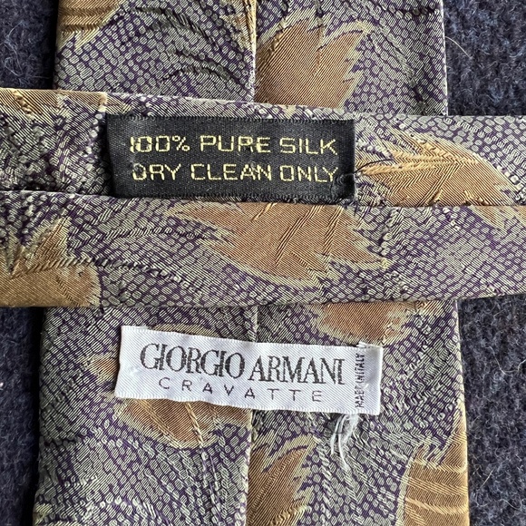 Giorgio Armani Neck Tie - Picture 6 of 6